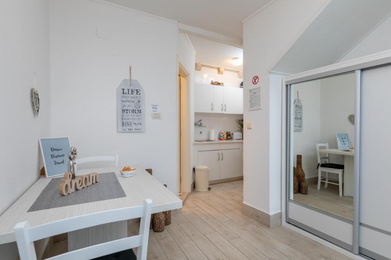 Divina Blue Apartments ドゥブロブニク エクステリア 写真